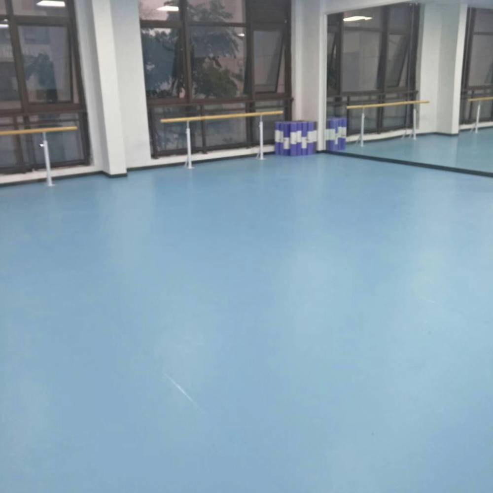 舞蹈室地膠品牌,多年主營塑膠地板,五年質(zhì)保,售后無憂,如有需